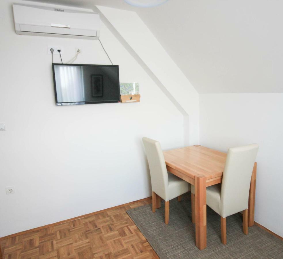 מלון רסטובקה House Milan מראה חיצוני תמונה